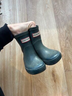 Hunter Kids Dark Green Rain Boots